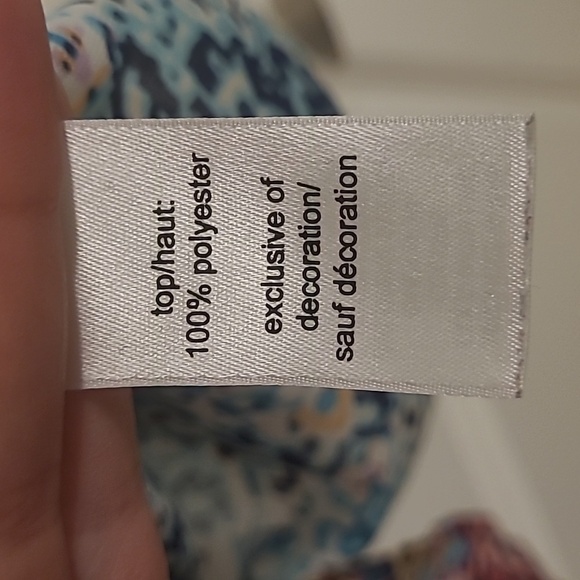 3/$27 Maurices patterned top - Picture 6 of 6